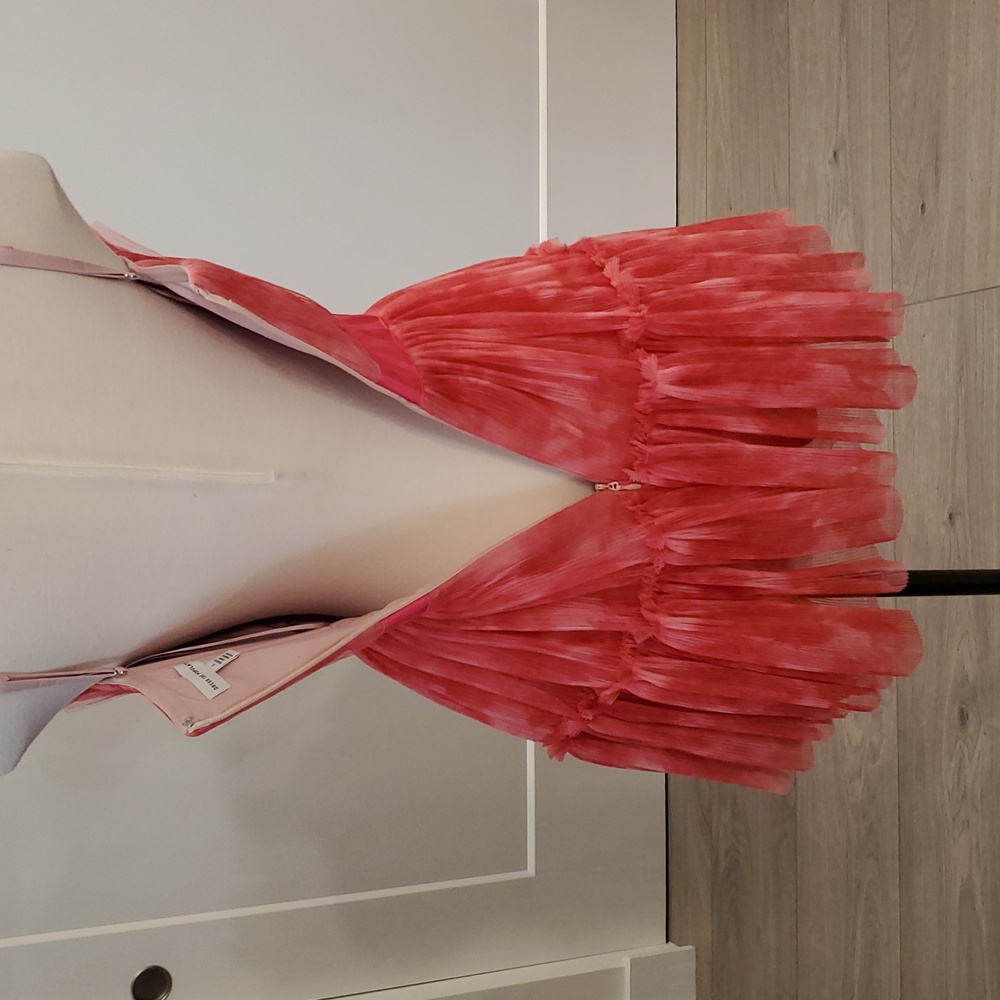 Dress the Population Pink Ruffled Womens mini Dress Size S like new fully lined - Picture 7 of 9